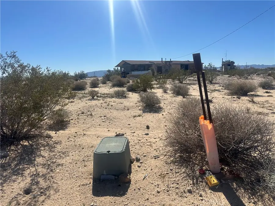 167 Bluegrass Avenue, Twentynine Palms Yucca Valley, CA 92277 - #3