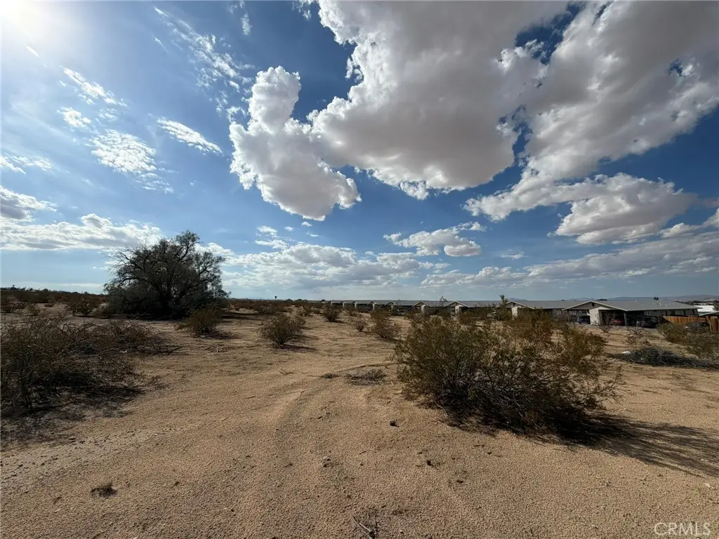 5266 Adobe, Twentynine Palms, CA 92277 - #1
