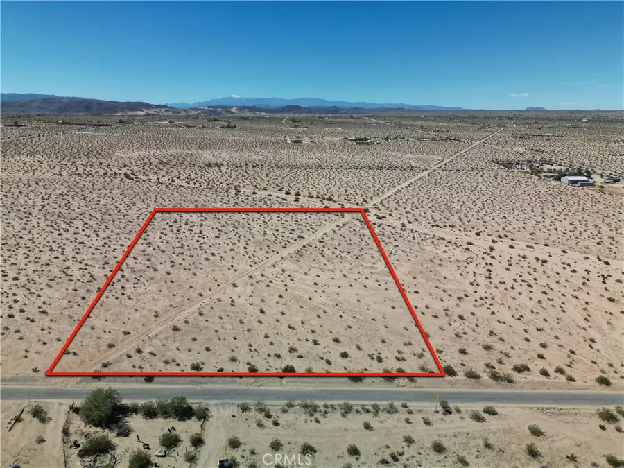 3492 Meldora Avenue, Twentynine Palms Yucca Valley, CA 92277 - #2
