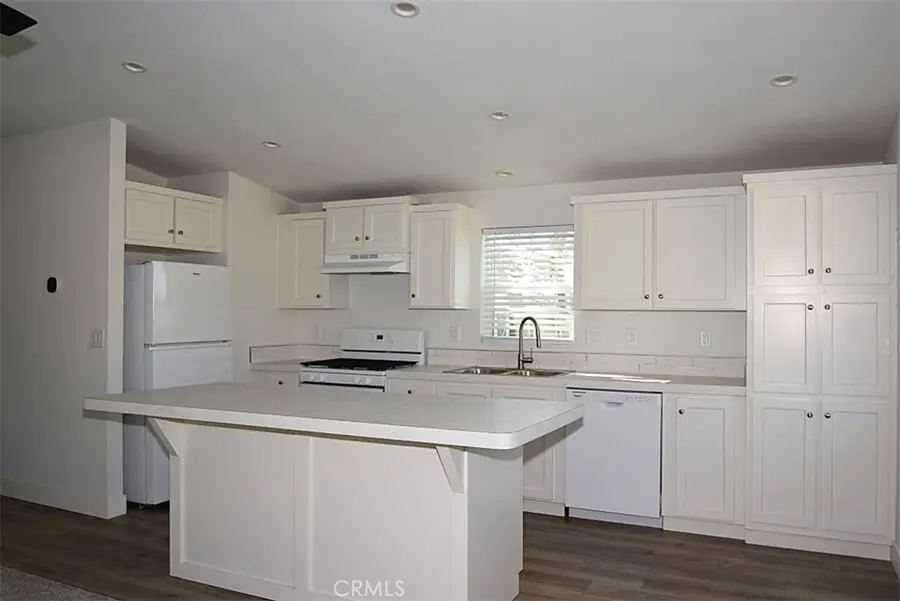 55524 Yucca Trail #6, Yucca Valley, CA 92284 - #3