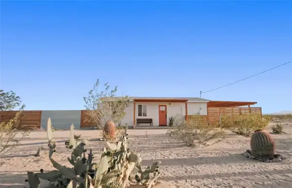 60521 Lorraine Avenue, Landers, CA 92285