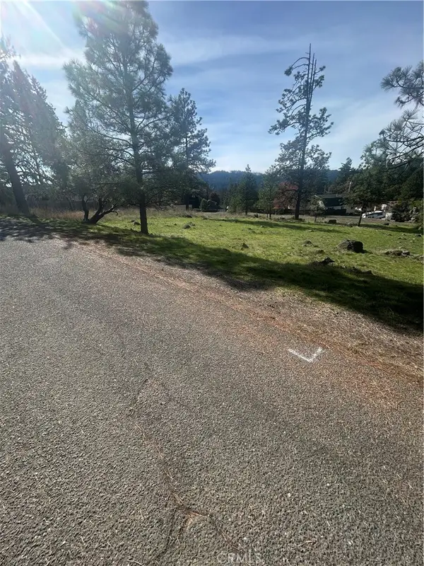 1683 Padula, Willits, CA 95490