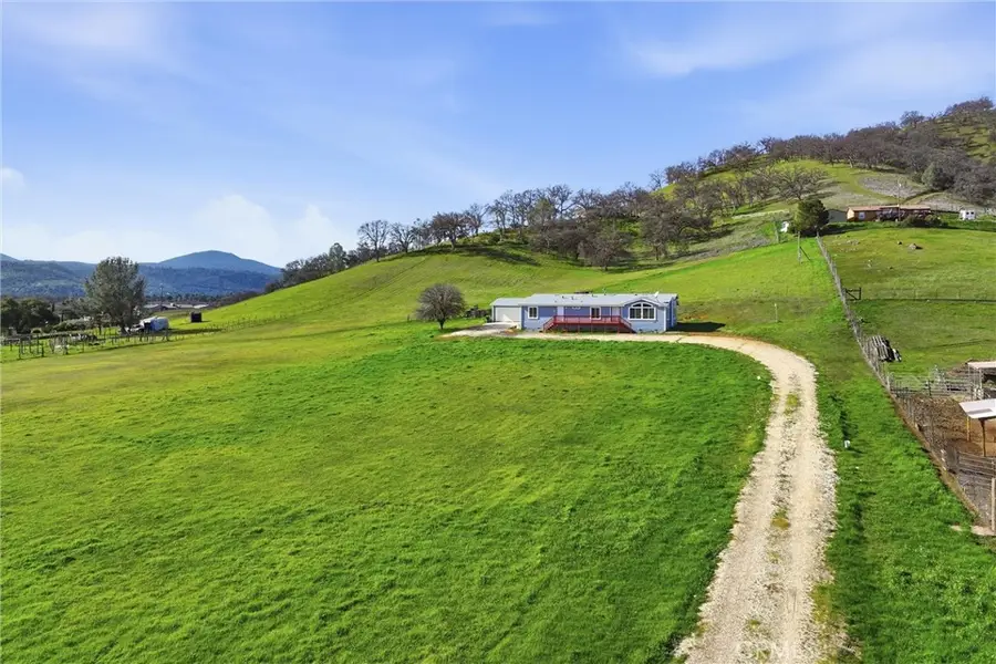 2805 Smith Lane, Clearlake, CA 95422 - #2