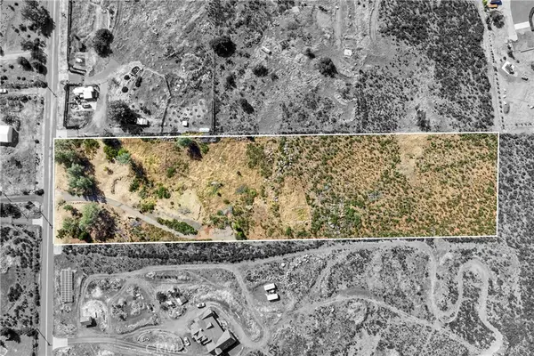 21810 Yankee Valley, Hidden Valley Lake, CA 95467