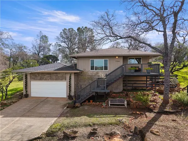 17444 Meadow View Drive, Hidden Valley Lake, CA 95467