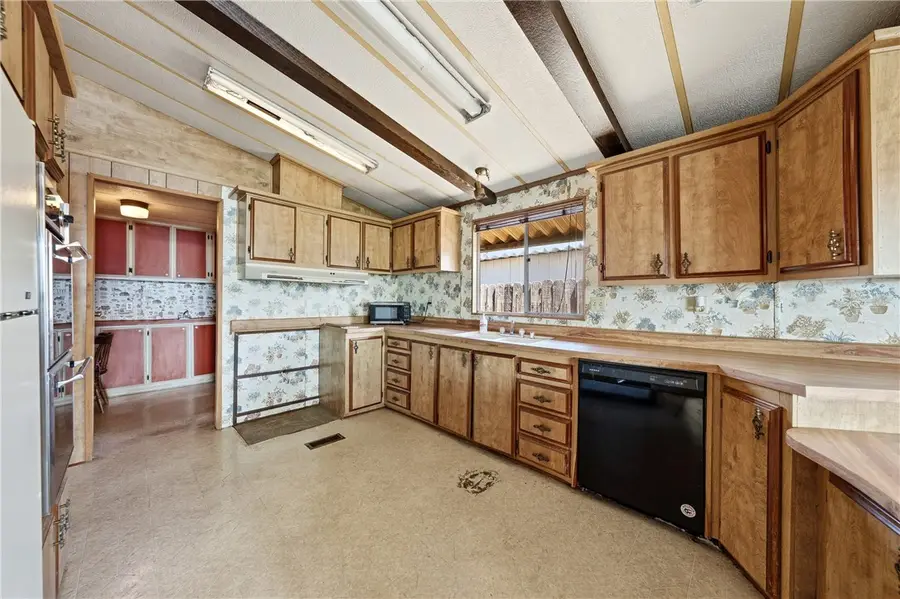 5830 Robin Hill Drive #10, Lakeport, CA 95453 - #2