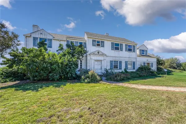 743 College City, Arbuckle, CA 95912