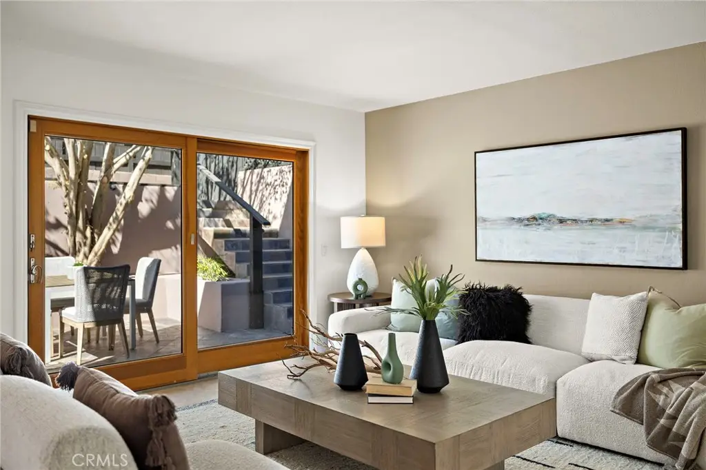 923 Balboa Avenue, Laguna Beach, CA 92651 - #1