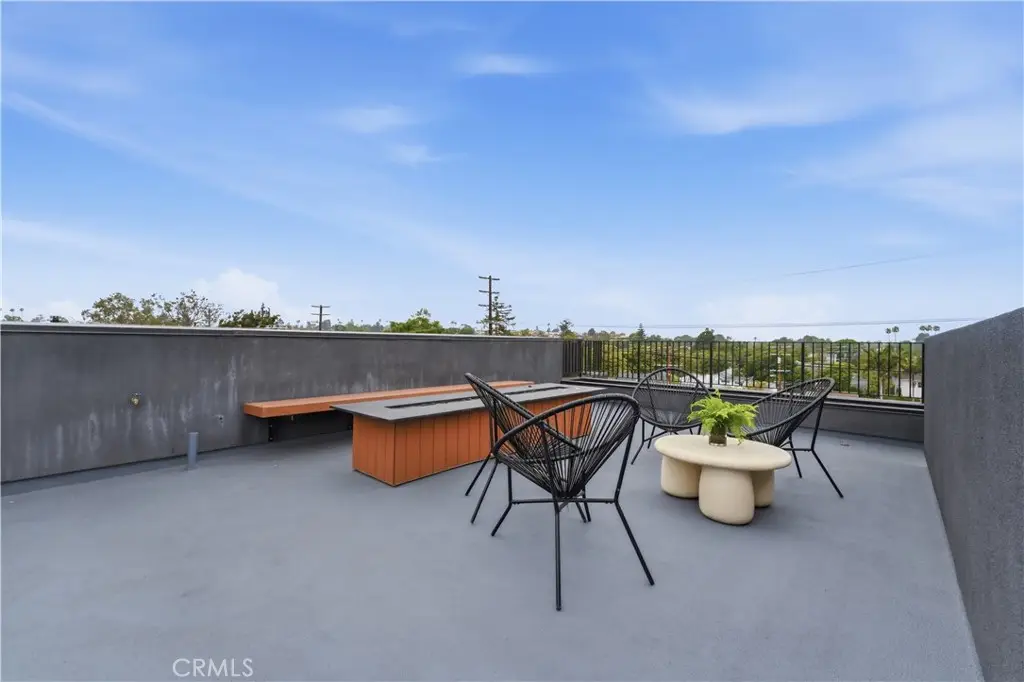 11700 Charnock, Los Angeles, CA 90066 - #1