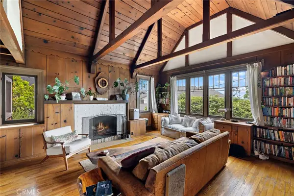 1560 Galen Drive, Laguna Beach, CA 92651