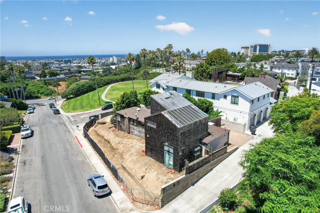 2700 Cliff, Newport Beach, CA 92663 - #1