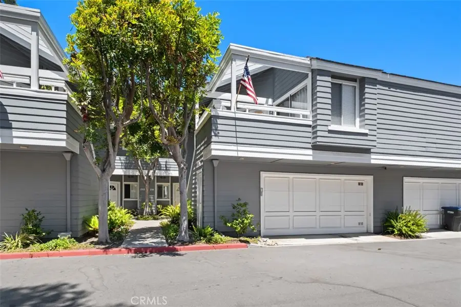 251 Chesterfield, Newport Beach, CA 92660 - #2