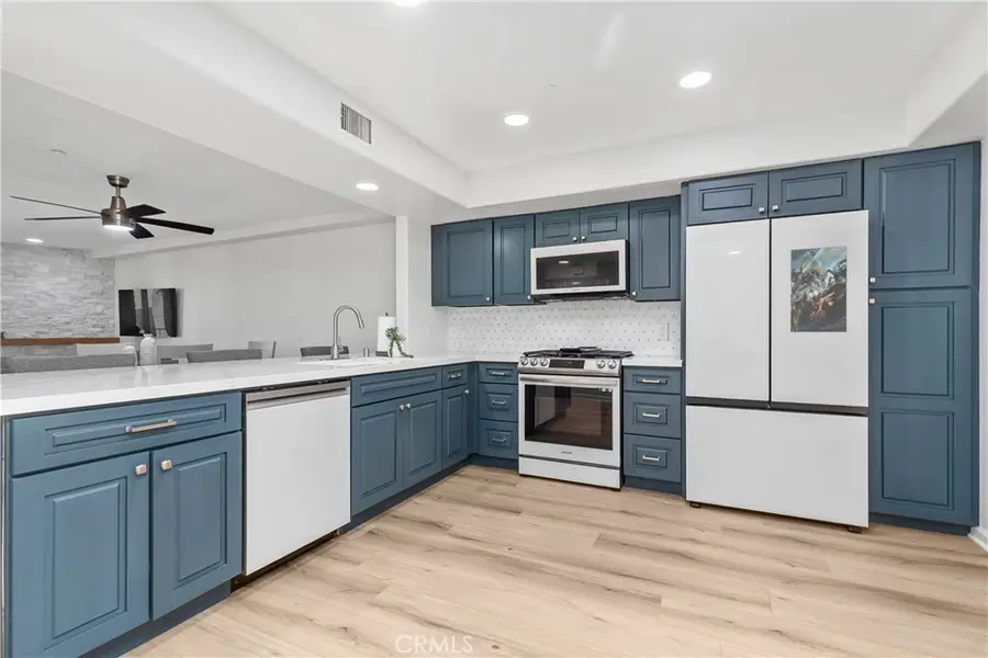 200 Pacific Coast Highway #M50, Huntington Beach, CA 92648 - #2