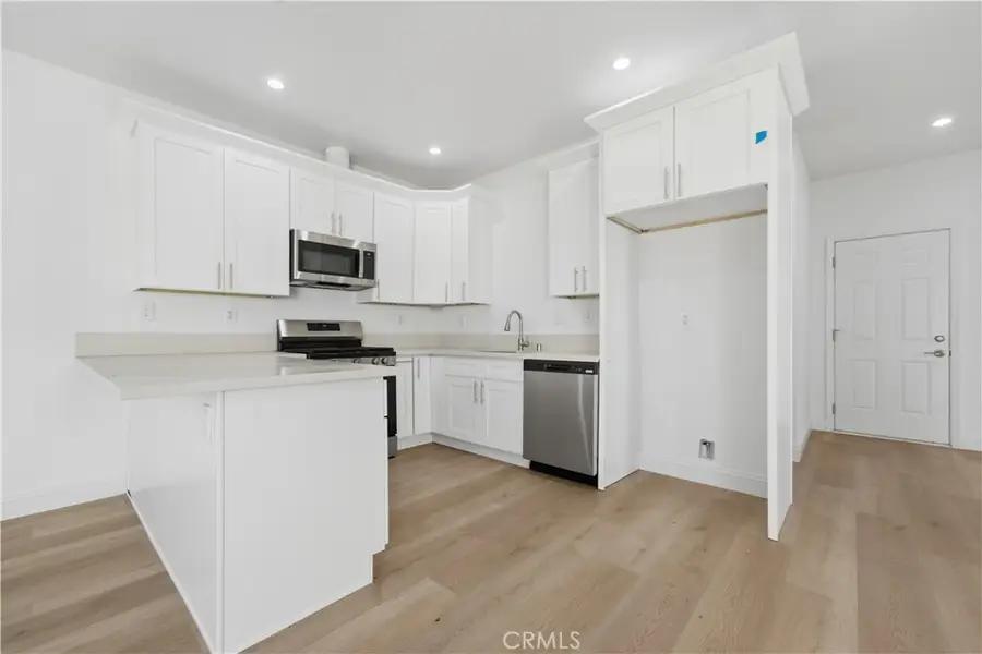 1218 S San Antonio Avenue, Pomona, CA 91766 - #3