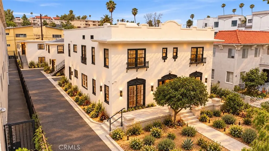 525 N Kenmore Avenue, Los Angeles, CA 90004 - #1