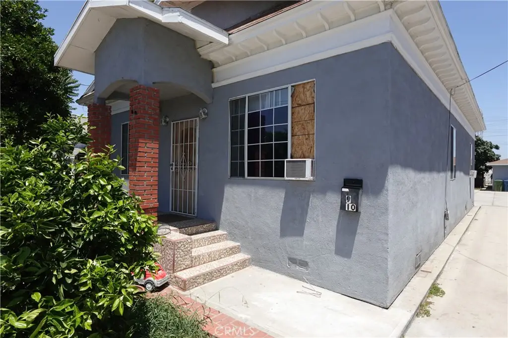 6910 Chanslor Avenue, Bell, CA 90201 - #1