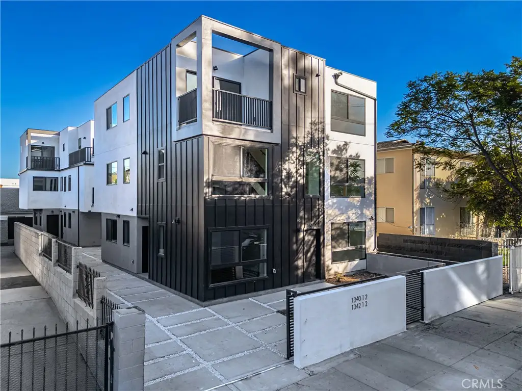 1340 N Kingsley, Los Angeles, CA 90027 - Image #1