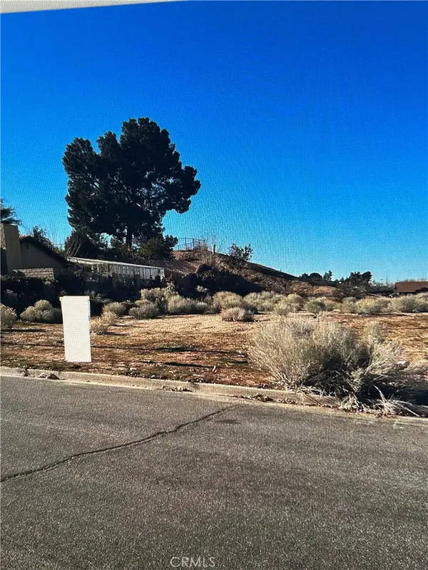 999 Montecito, Victorville, CA 92395