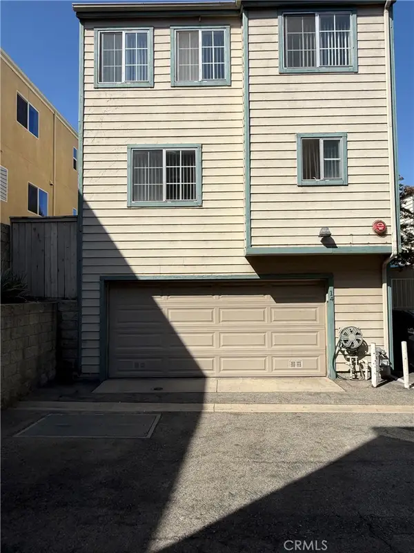 13550 Foothill, Sylmar, CA 91342