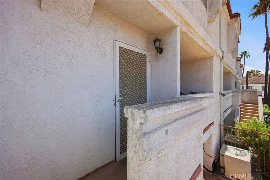 264 E Beverly Boulevard #A, Montebello, CA 90640 - #3
