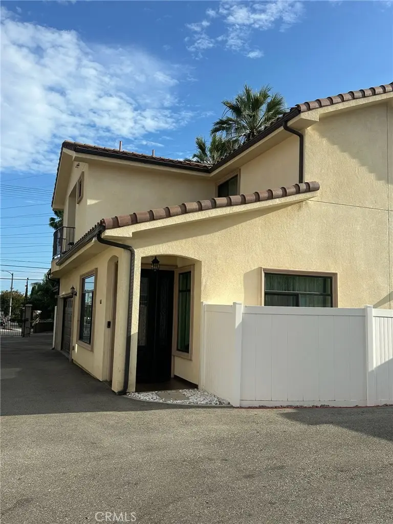 7611 Lilly Way, North Hollywood, CA 91605 - #1