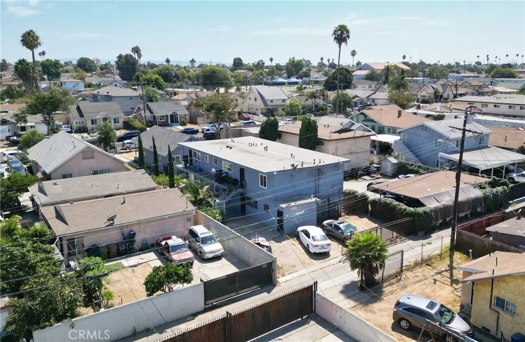 1035 W 107th, Los Angeles, CA 90044 - #1