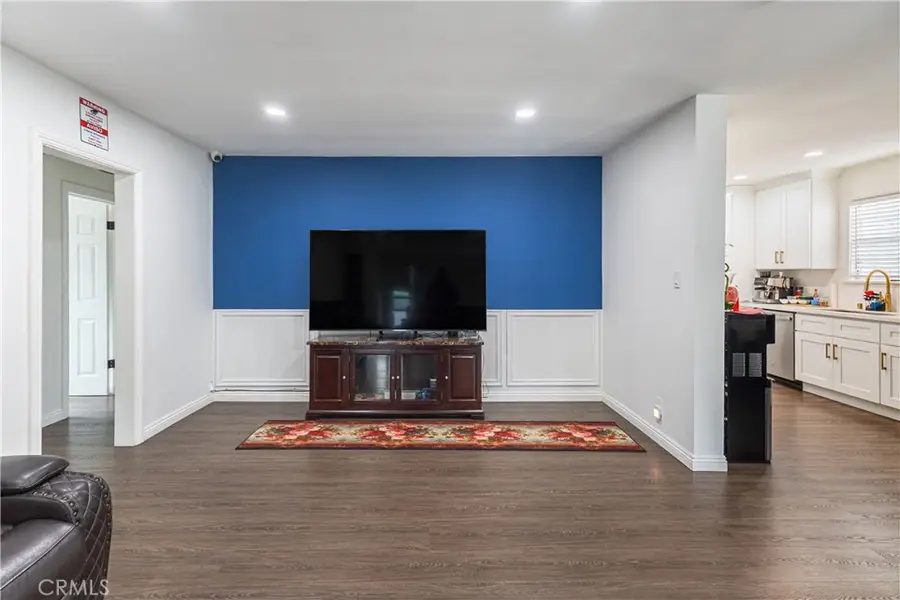 9440 Brookpark Rd, Downey, CA 90240 - #3