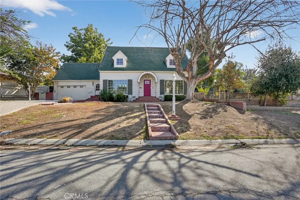 1717 Locust Ravine, Bakersfield, CA 93306 - #1