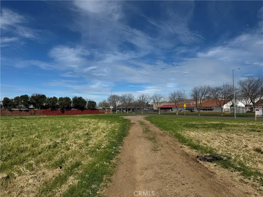 125 N Parsons, Merced, CA 95341 - #2