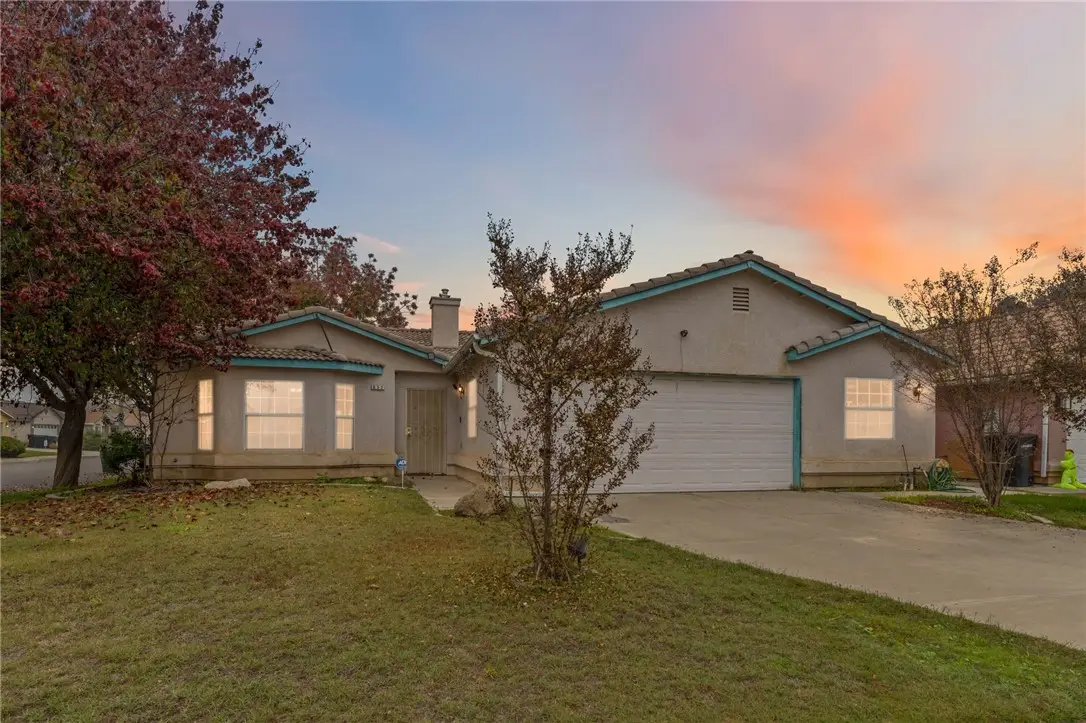 952 Upp Court, Hanford, CA 93230 - #1