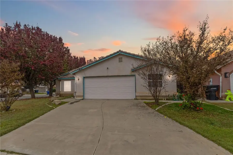 952 Upp Court, Hanford, CA 93230 - #3