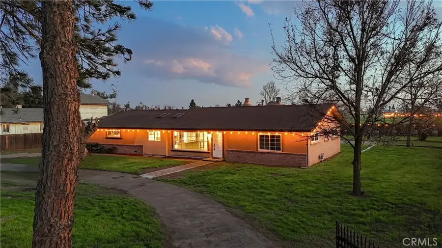 2044 W State Highway 140, Merced, CA 95341 - #2