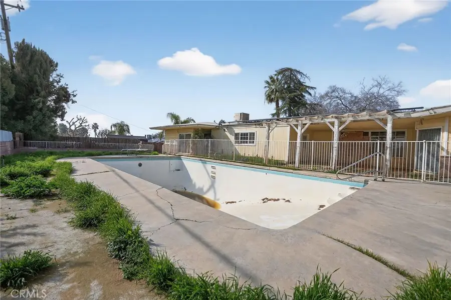 1733 Crestmont, Bakersfield, CA 93306 - #3