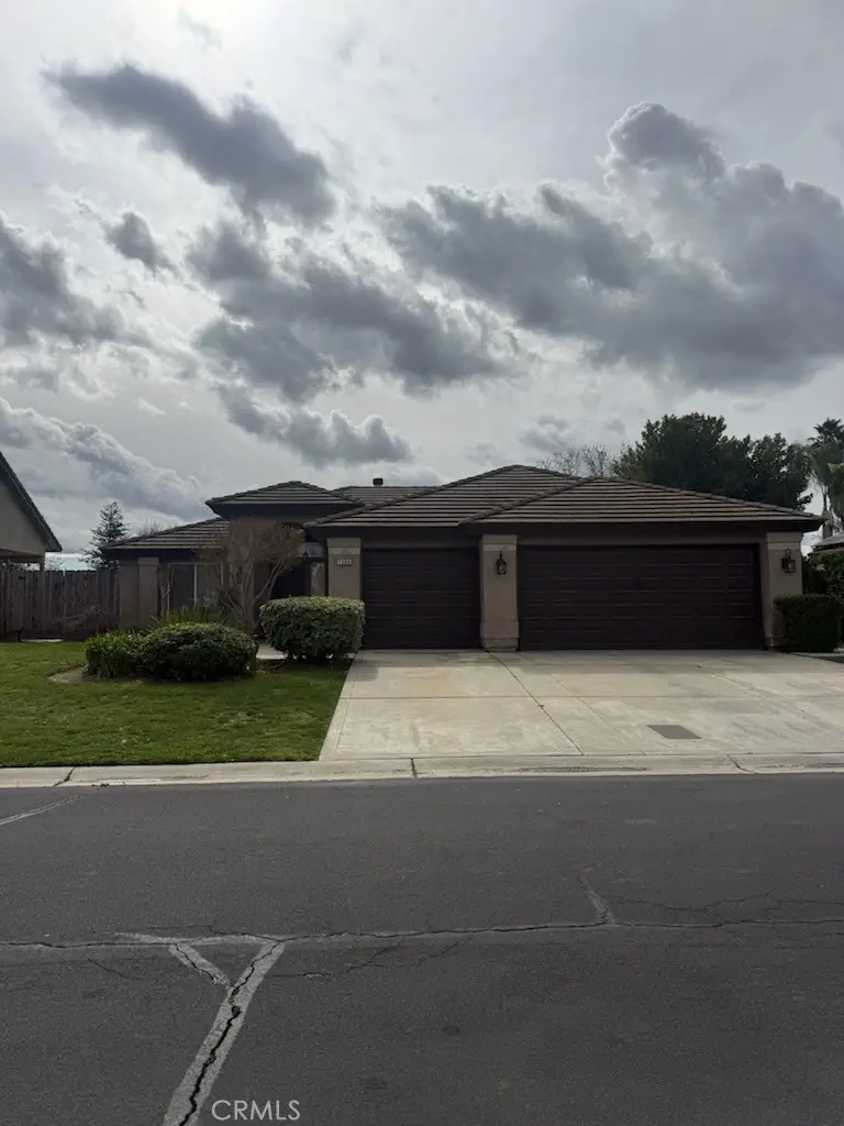 7290 Edgewater, Chowchilla, CA 93610 - #2