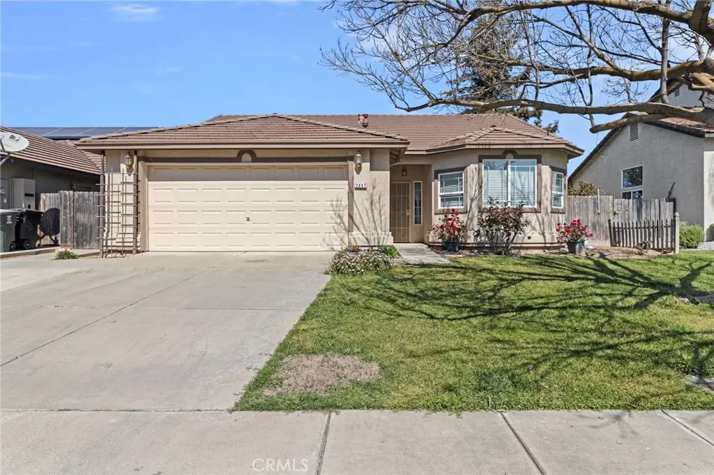 2887 Evergreen Court, Livingston, CA 95334 - #1