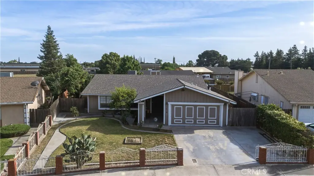1418 Nut Tree, Livingston, CA 95334 - #1