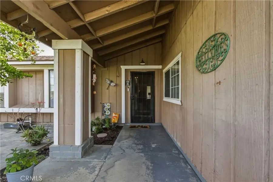 1418 Nut Tree, Livingston, CA 95334 - #3