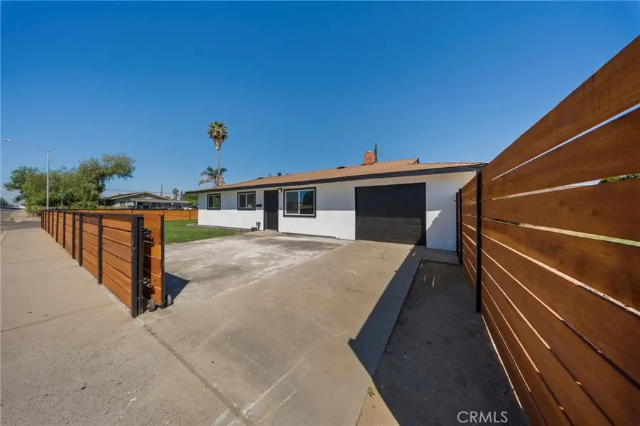 1209 Peach, Livingston, CA 95334 - #2