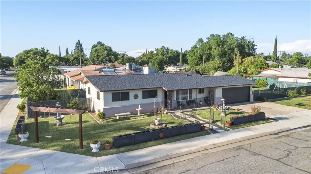 1843 W 8th, Merced, CA 95341 - #1