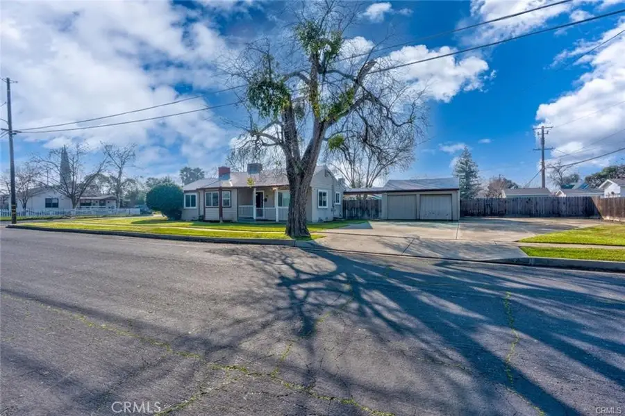 598 E 19th, Merced, CA 95340 - #3