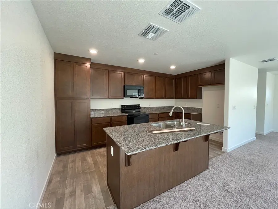720 Stone Ridge East Avenue, Merced, CA 95341 - #3