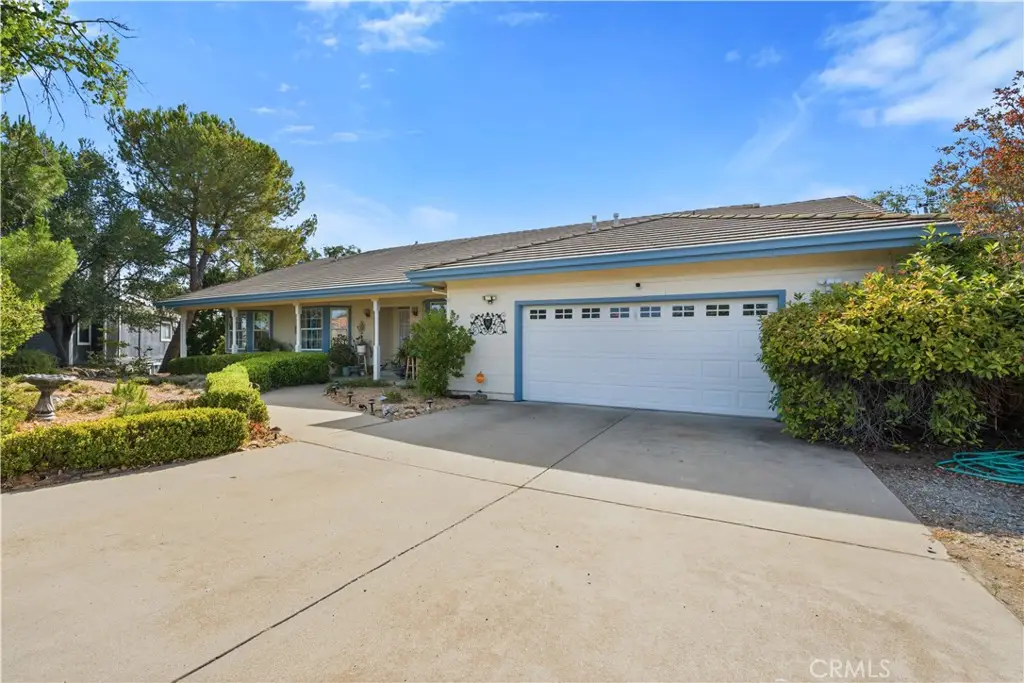401 Oakridge Court, Valley Springs, CA 95252 - #1