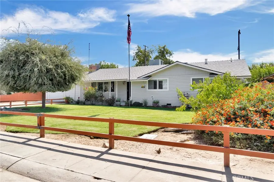 27256 Parkwood, Madera, CA 93637 - Image #2