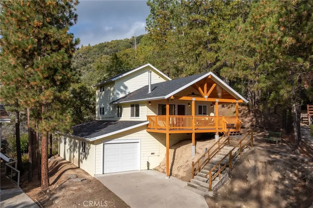 37745 Marina View, Bass Lake, CA 93604 - Image #1