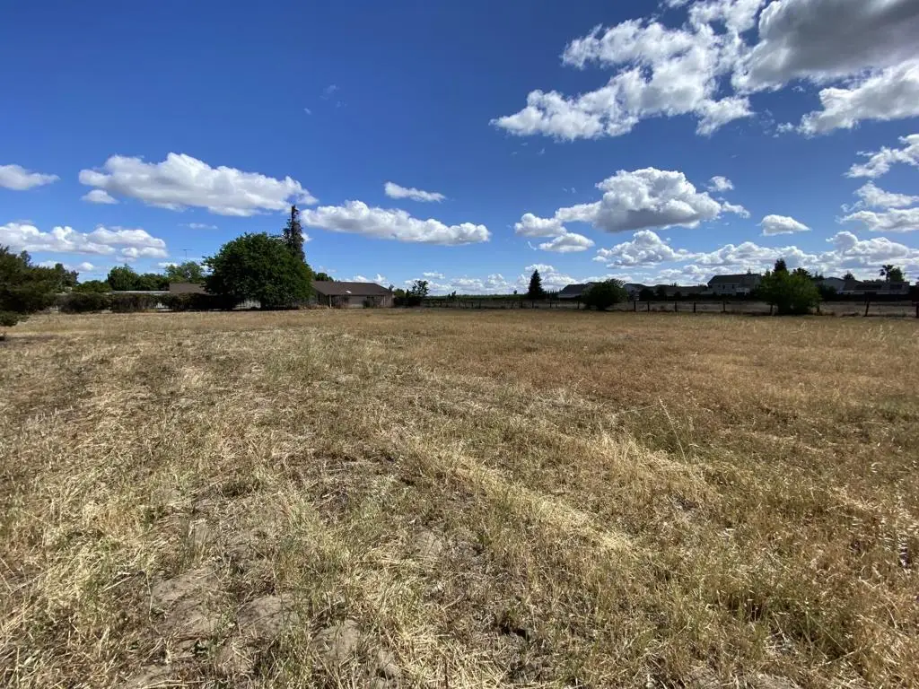 16244 Cottage Avenue, Manteca, CA 95336 - #1