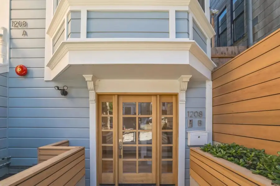 1208 Stanyan Street #B, San Francisco, CA 94117 - #2