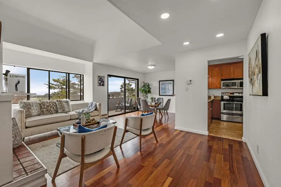 318 Innisfree Drive, Daly City, CA 94015 - Image #2