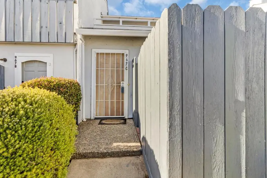 967 Hilby Avenue #C, Seaside, CA 93955 - Image #2