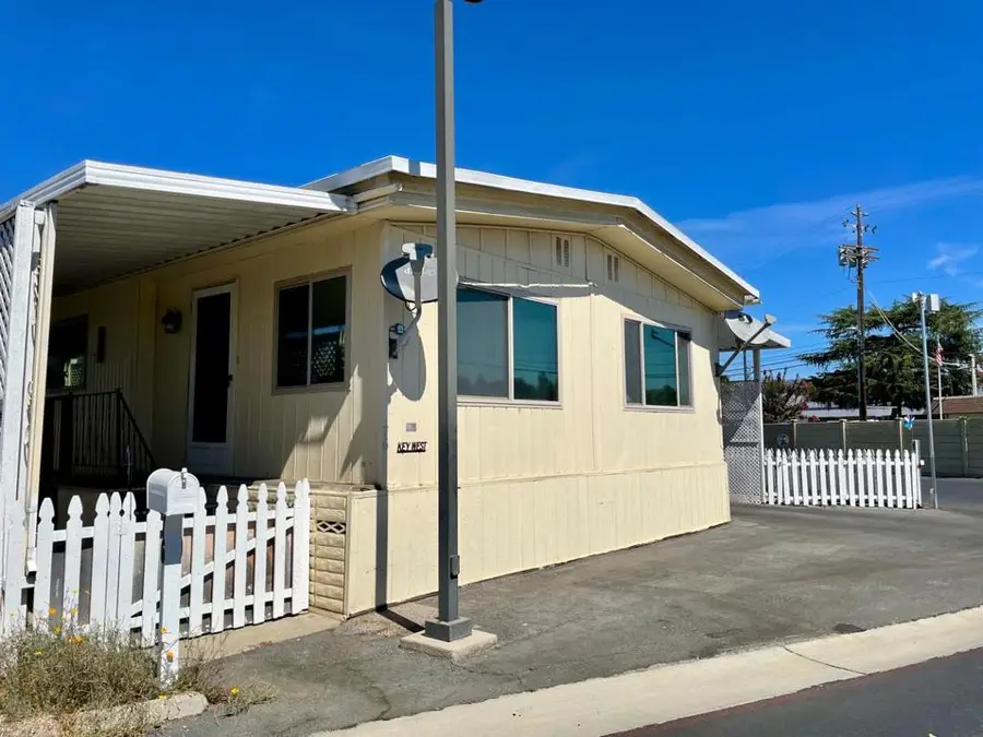 8282 Murray Avenue, Gilroy, CA 95020 - Image #3