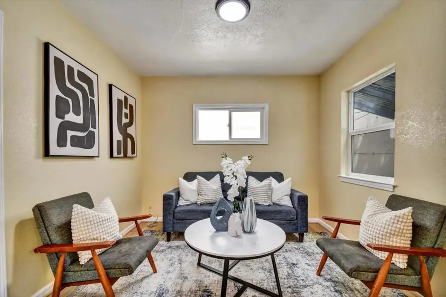 324 Holloway Avenue, San Francisco, CA 94112 - Image #2